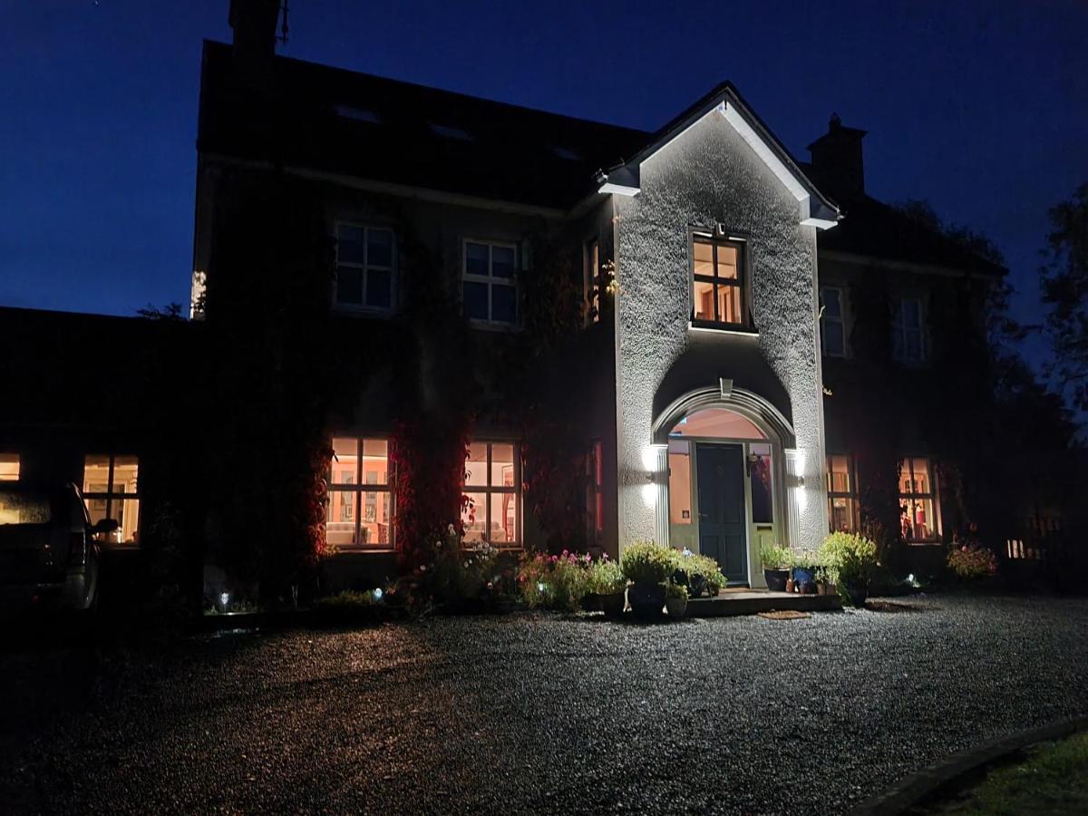 Hotel Lynster House Monaghan Exteriér fotografie